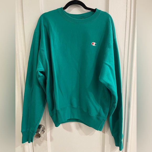 Sweaters - Champion reverse weave crew neck sweatshirt